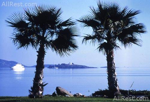 Astir of Paros 19